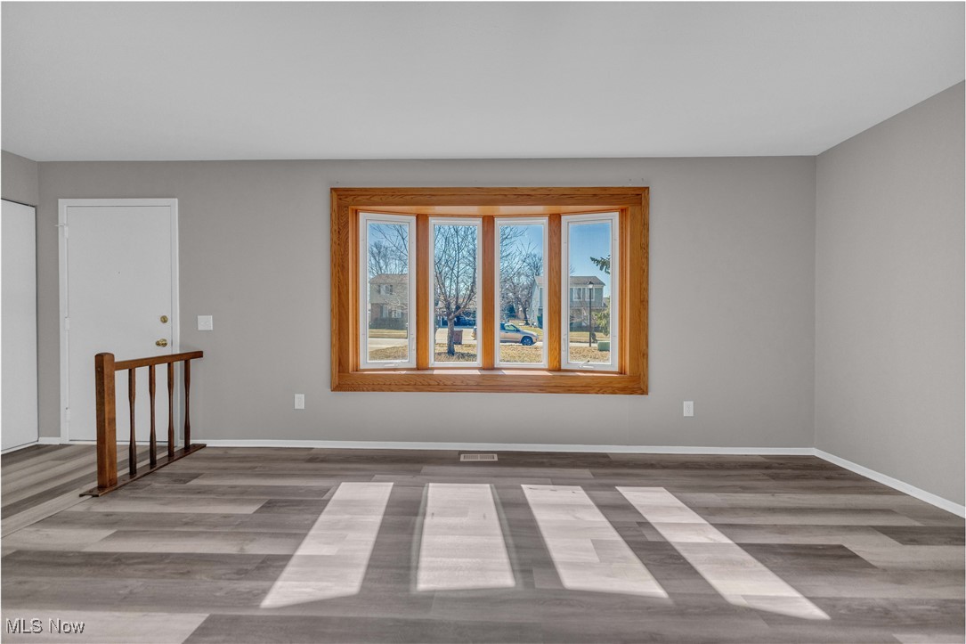 8000 Newcomb Drive, Parma, Ohio image 10