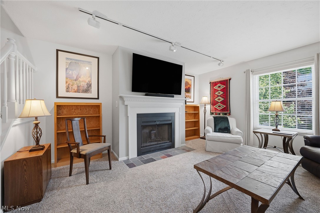 Village Commons Condo Ph 03 - Residential