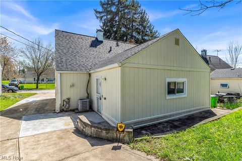 Tiny photo for 20117 Butternut Lane, Warrensville Heights, OH 44128 (MLS # 5203291)