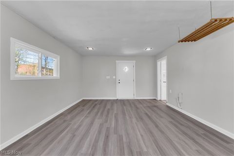 Tiny photo for 20117 Butternut Lane, Warrensville Heights, OH 44128 (MLS # 5203291)