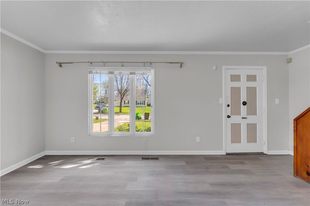 Photo of 20117 Butternut Lane, Warrensville Heights, OH 44128 (MLS # 5203291)