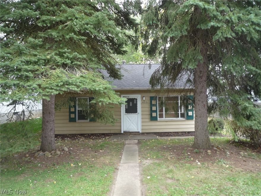 Very Affordable Living in this 2 BR Falls Ranch.  A perfect condo alternative.  Detached Garage.  Very nice shaded backyard.  Close and convenient to Chapel Hill shopping areas, and St Rt 8.  This is a Fannie Mae HomePath Property.