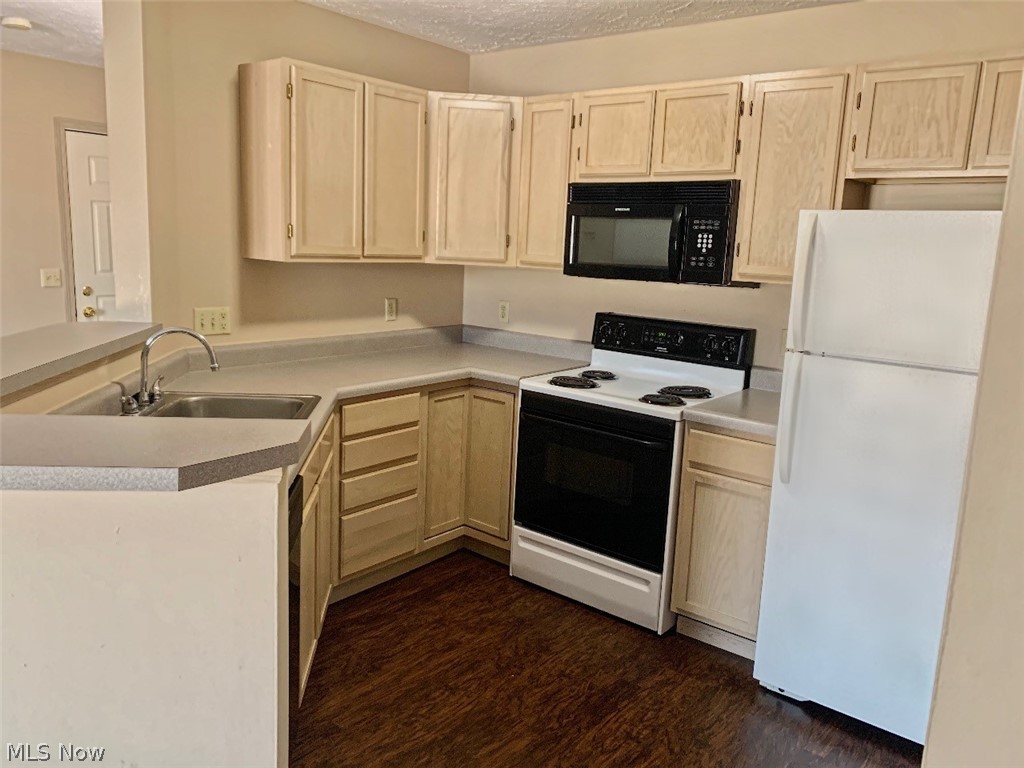 Brookledge Commons Condo - Residential Lease