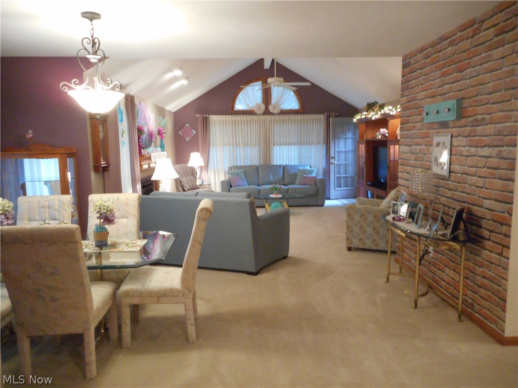 Robin Ridge - Residential