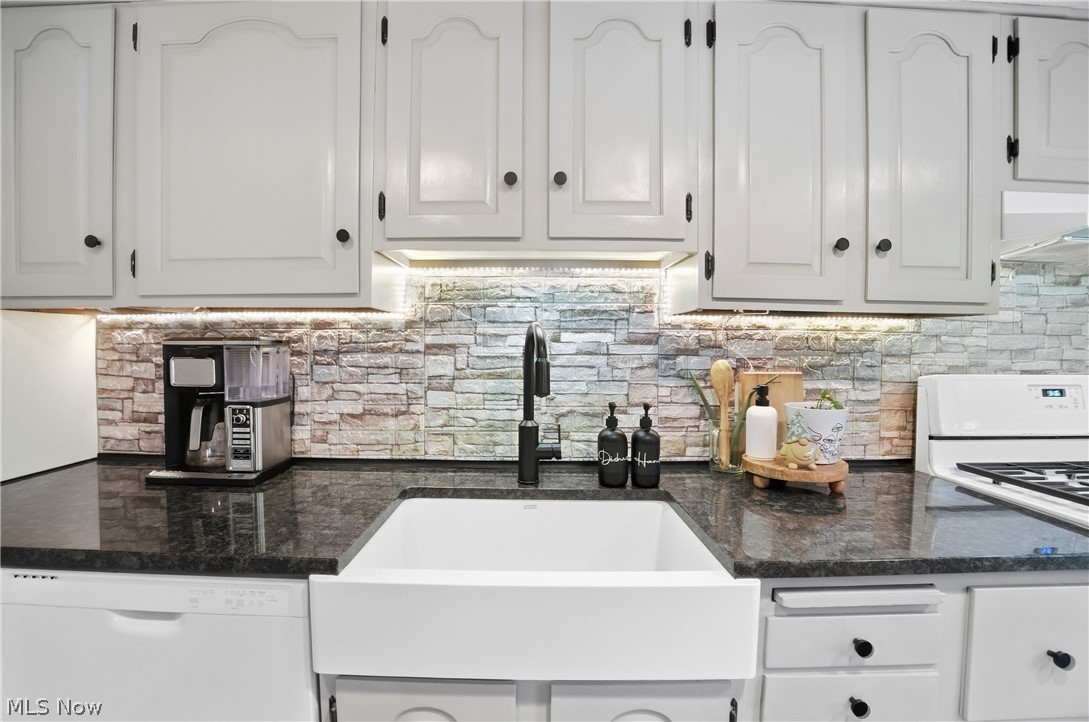 Lake/Falls Condo - Residential