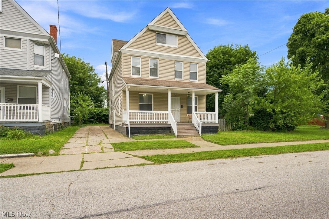 2260 E 85th Street