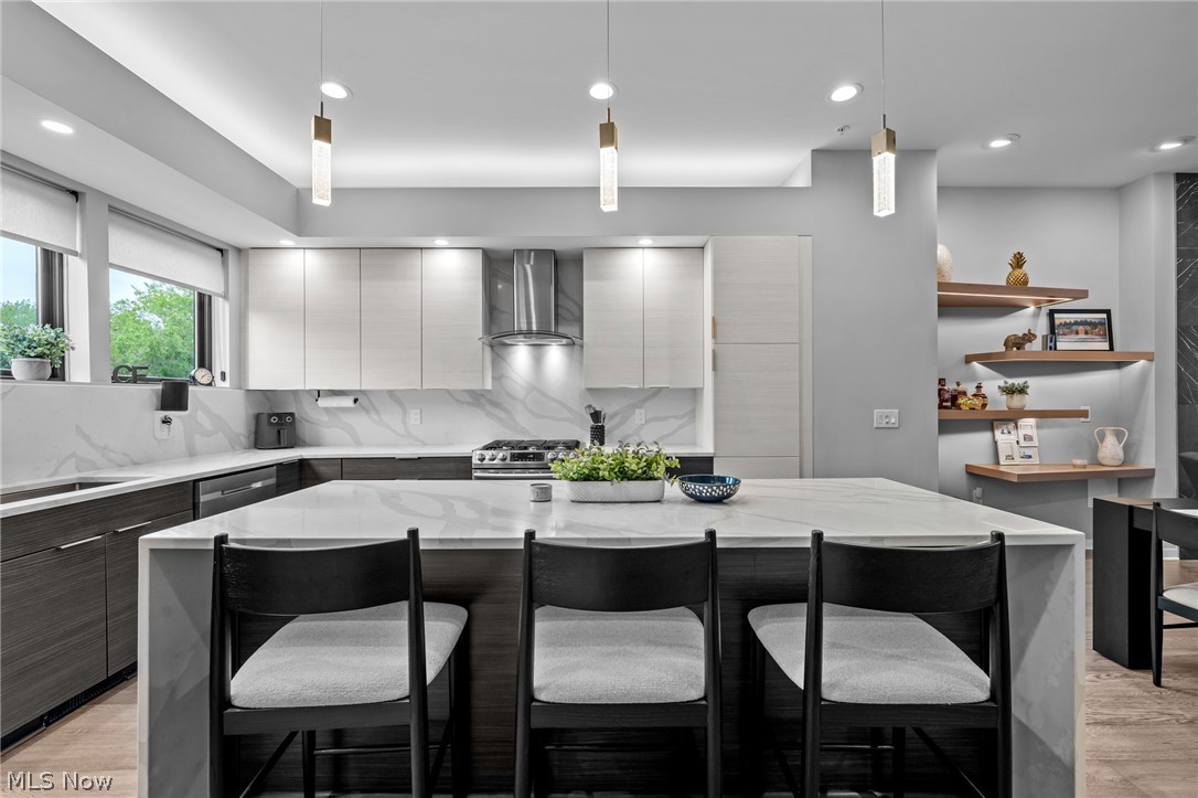 3110 Vine Court