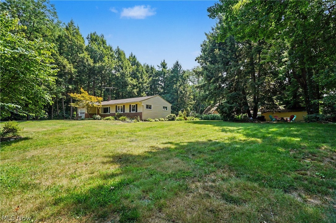 38600 Berkshire Hills Drive