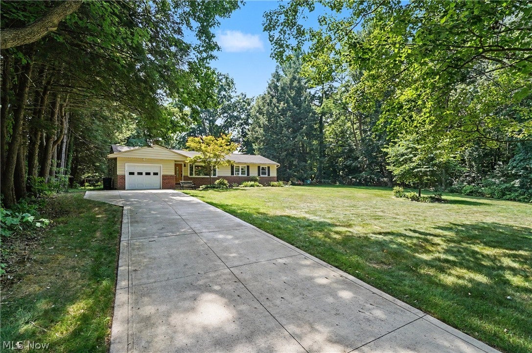 38600 Berkshire Hills Drive