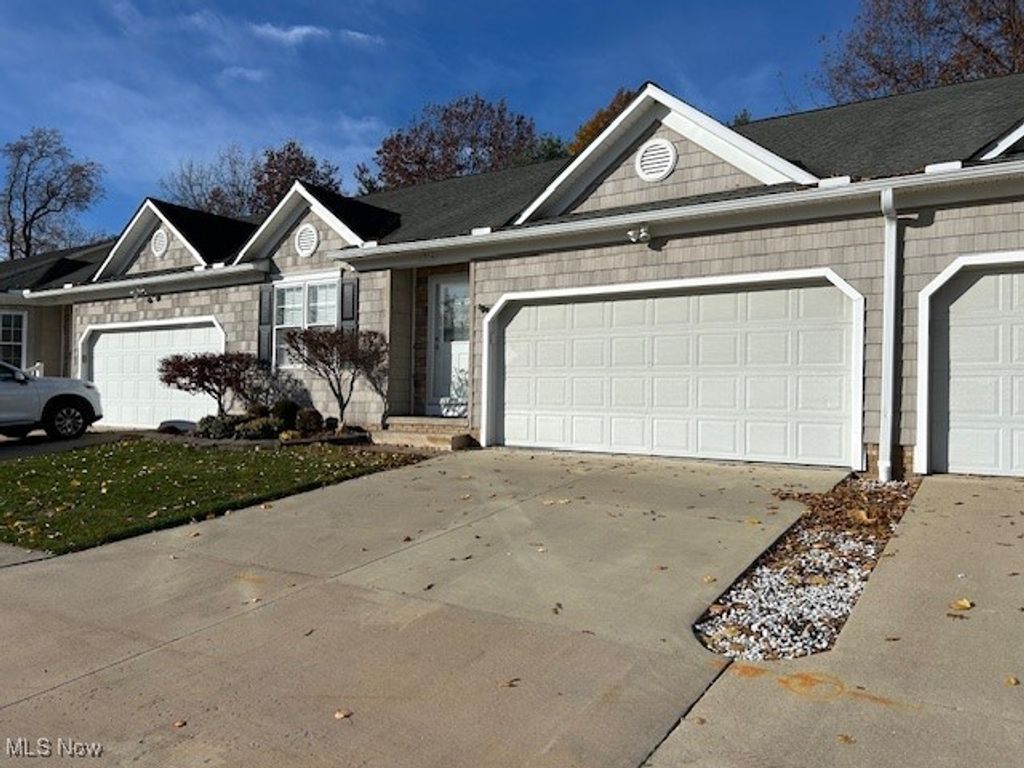 Photo of 704 Rivers Edge Lane, Painesville, OH 44077 (MLS # 5174325)