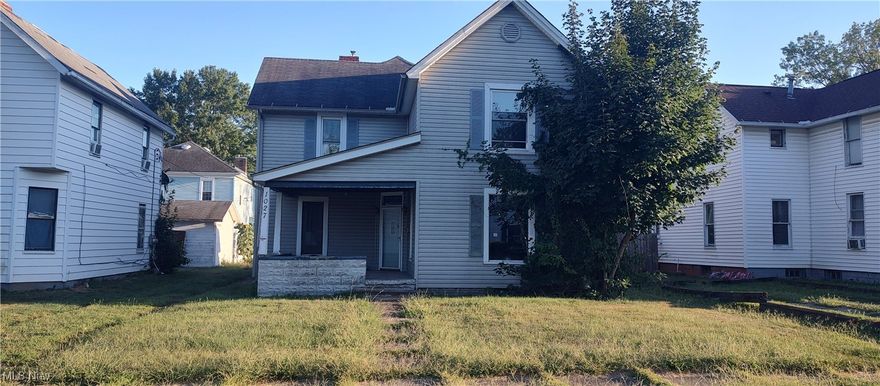 Great investment property needing some cleanup and a facelift . so much potential  plenty of room for multi family or just cleanup and make a great Home .