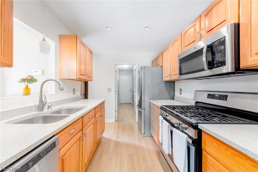 13 Cross Crk Lane 05 - Residential