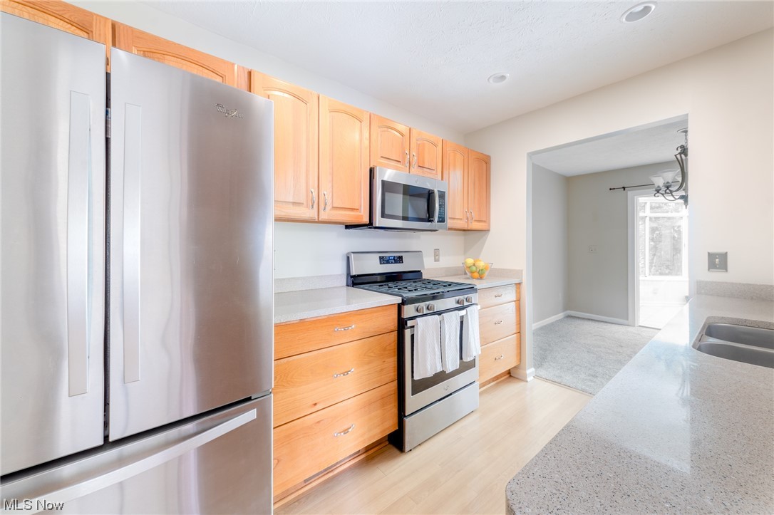 13 Cross Crk Lane 05 - Residential