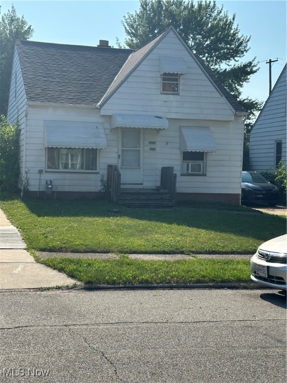 Parma Investors- here’s a 9 package deal for you!! 6 properties are income producing and the other 3 are currently being rehabbed. Buy the package, buy just one, and/or buy in the middle of rehab—it’s your choice! 5256 W 52nd is tenant occupied, income producing property! Owner is seller to make room in his portfolio. Do not bother the tenants-no showings until accepted offer.