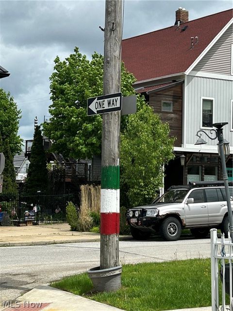 Tiny photo for 1311 W 69th Street #4, Cleveland, OH 44102 (MLS # 5202865)