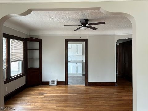 Tiny photo for 1311 W 69th Street #4, Cleveland, OH 44102 (MLS # 5202865)