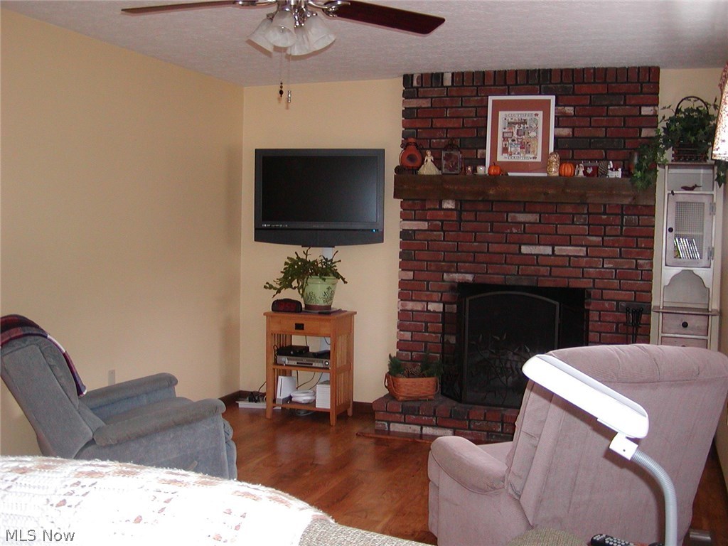 Wyoga Lake Park - Residential