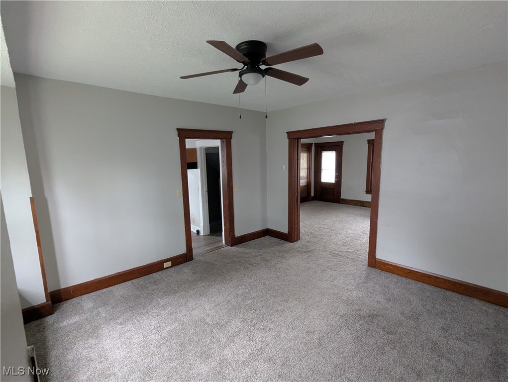 906 Middle Avenue, Elyria, Ohio image 5