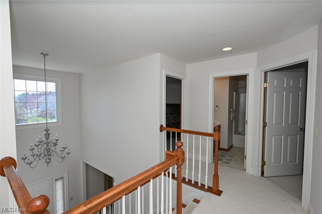 Bob-O-Link - Residential