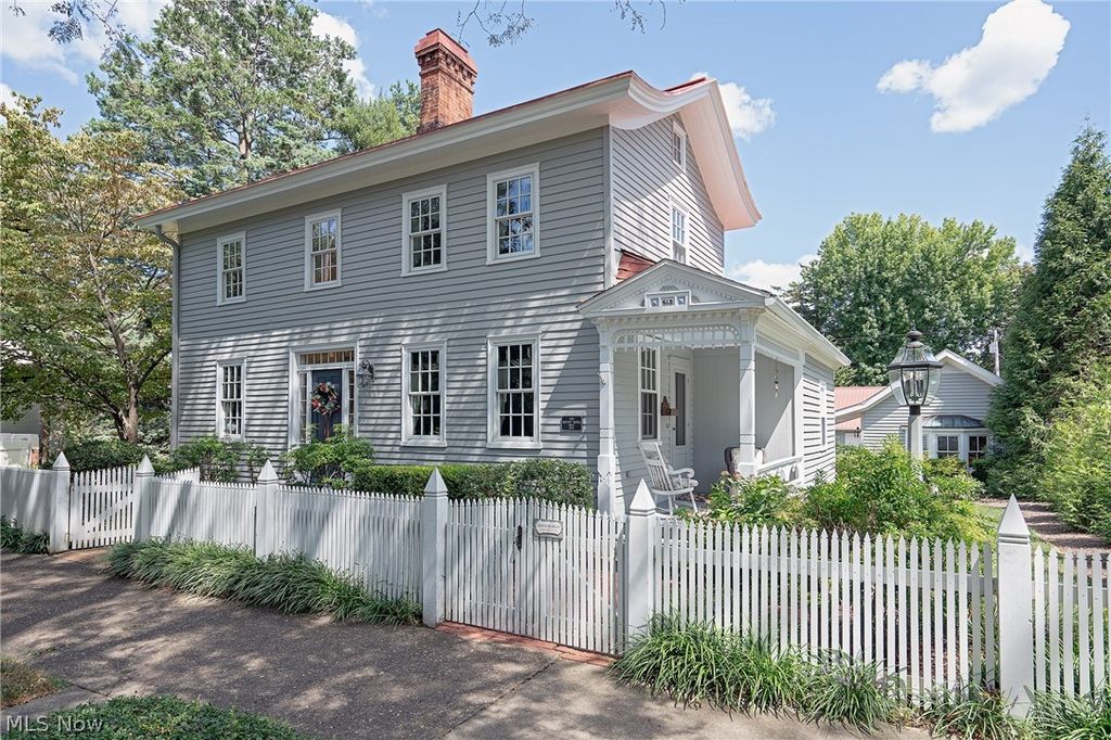 Photo of 412 Sixth Street, Marietta, OH 45750 (MLS # 5199152)