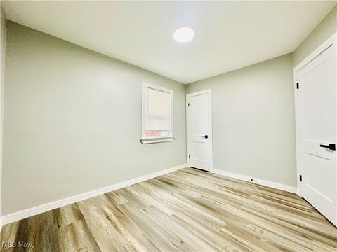 Tiny photo for 3326 Grovewood Avenue, Parma, OH 44134 (MLS # 5184524)