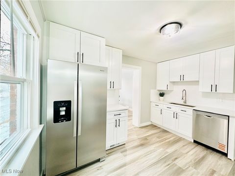 Tiny photo for 3326 Grovewood Avenue, Parma, OH 44134 (MLS # 5184524)