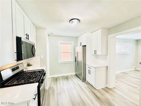 Tiny photo for 3326 Grovewood Avenue, Parma, OH 44134 (MLS # 5184524)