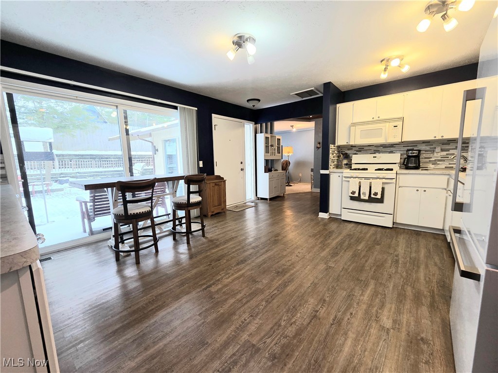 Dells Condo - Residential