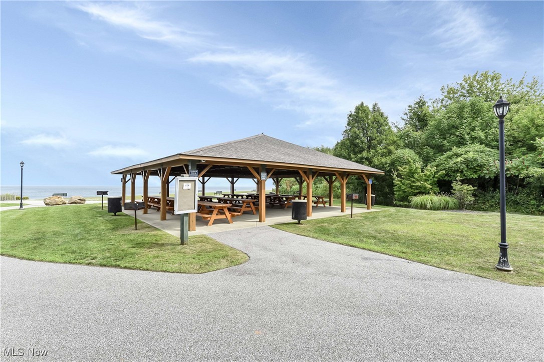 Nautica At Lake Erie Shores Condo - Residential