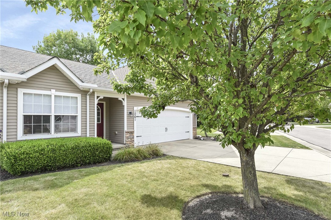 Nautica At Lake Erie Shores Condo - Residential