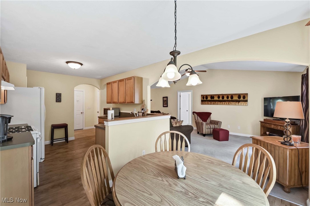 Nautica At Lake Erie Shores Condo - Residential