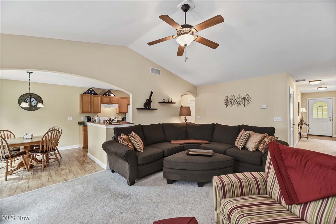 Nautica At Lake Erie Shores Condo - Residential