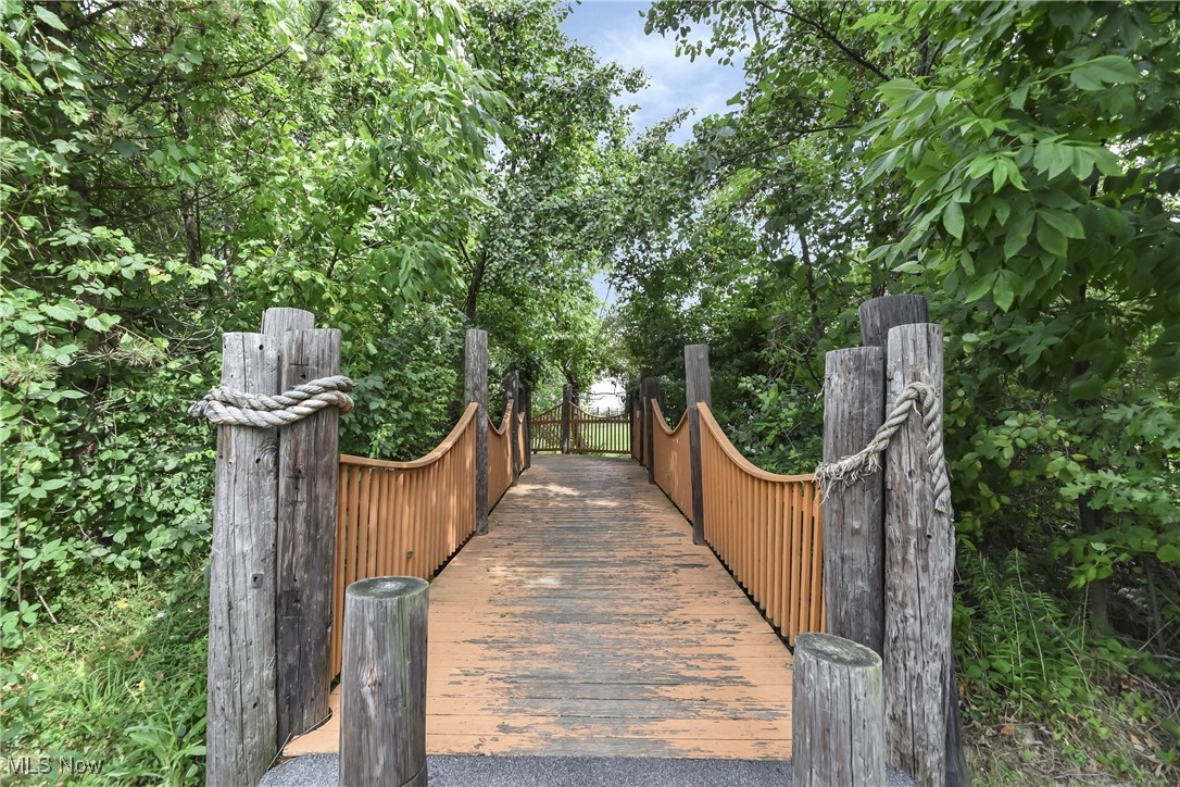 Nautica At Lake Erie Shores Condo - Residential