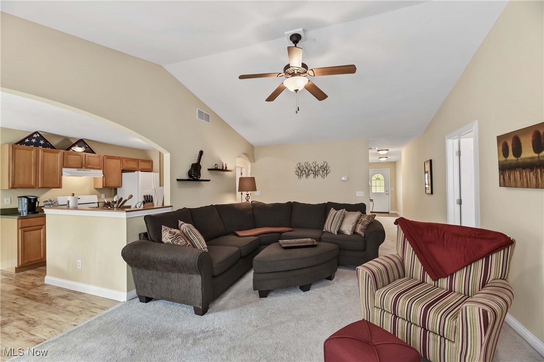 Nautica At Lake Erie Shores Condo - Residential