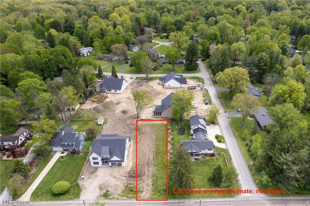 15813 Hemlock Road