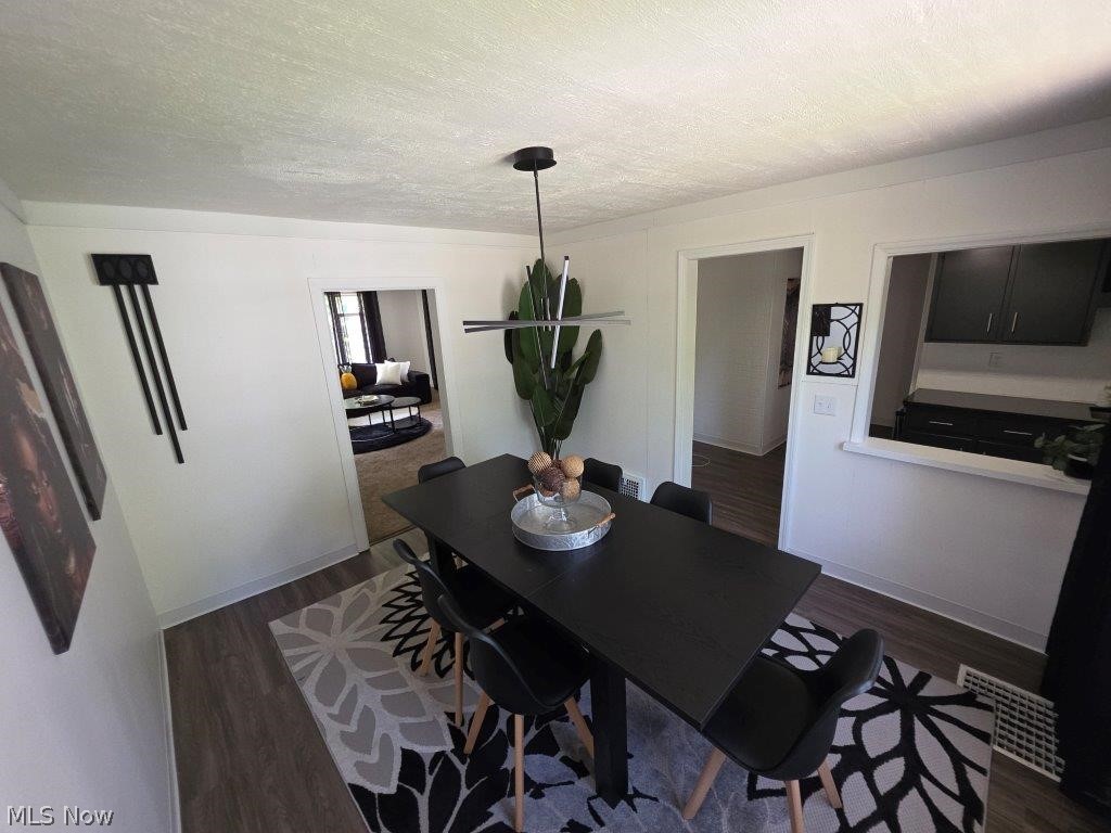 Lorain Woods - Residential