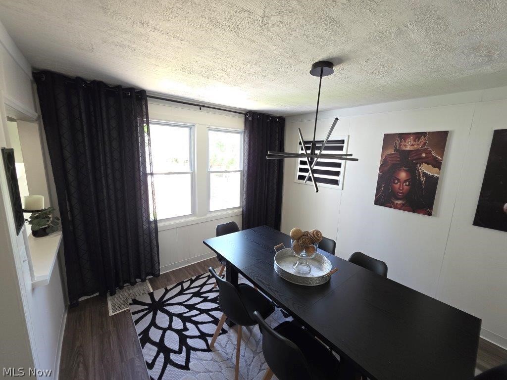 Lorain Woods - Residential
