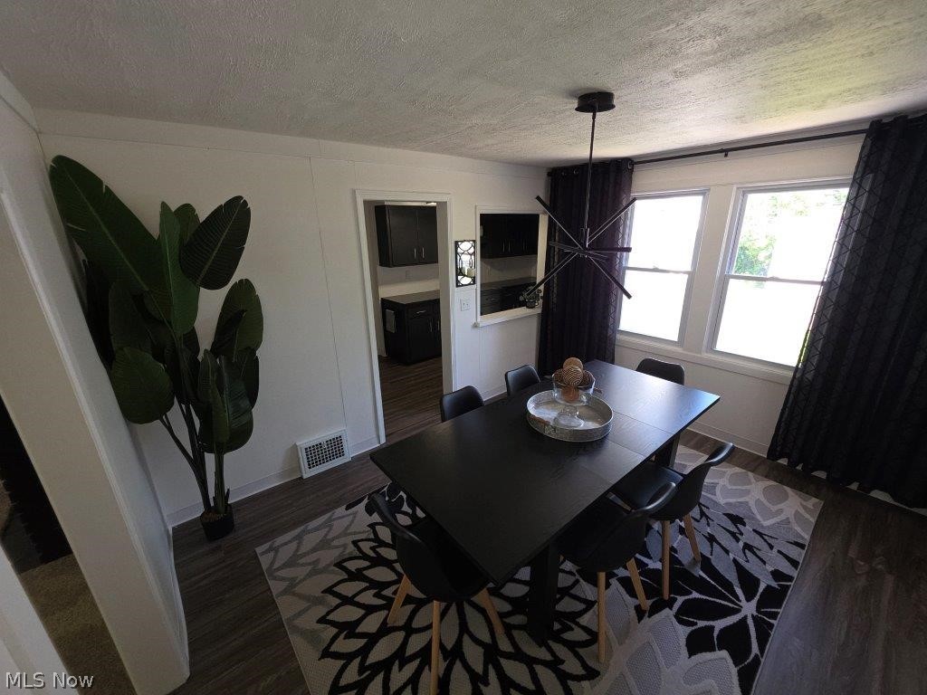 Lorain Woods - Residential