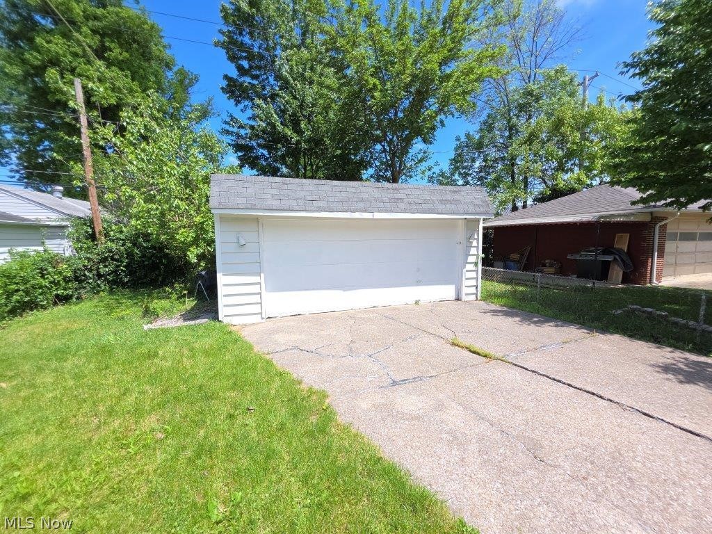 Lorain Woods - Residential
