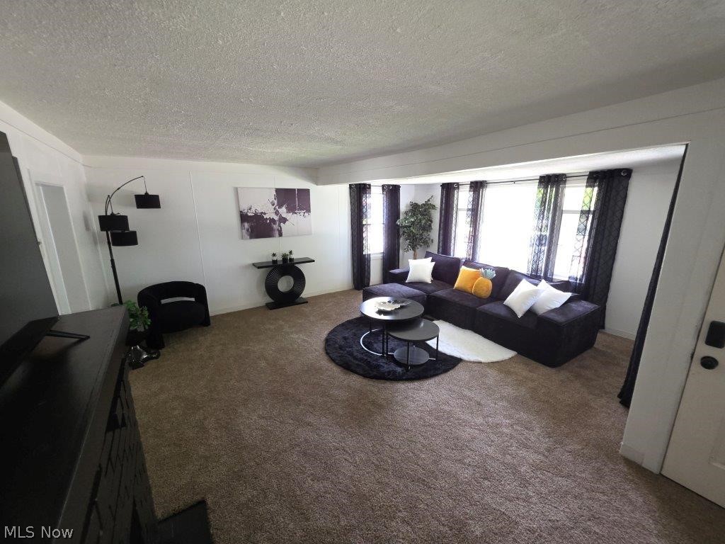 Lorain Woods - Residential