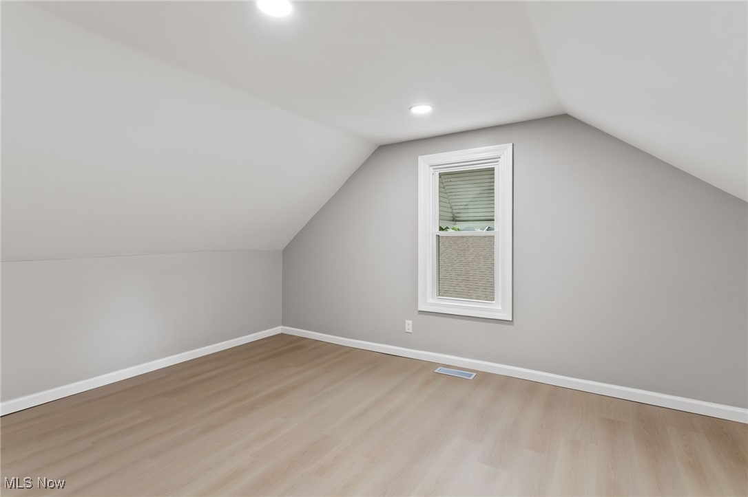 Ridgewood 05 - Residential