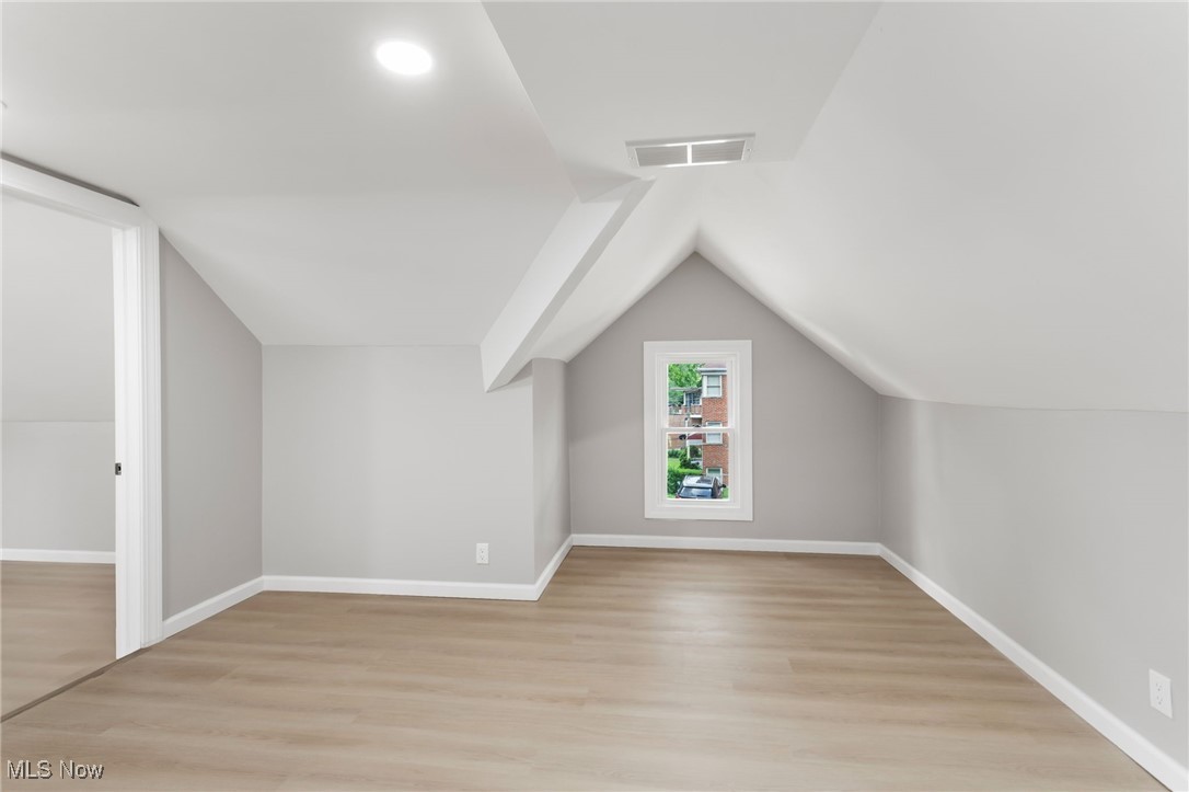 Ridgewood 05 - Residential