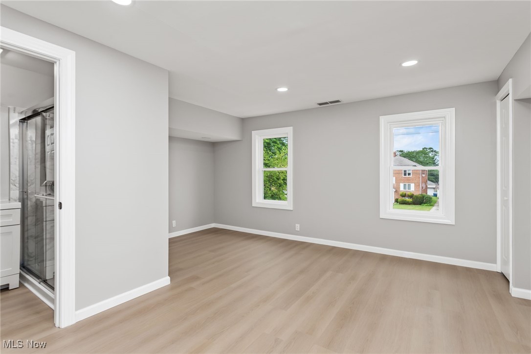 Ridgewood 05 - Residential