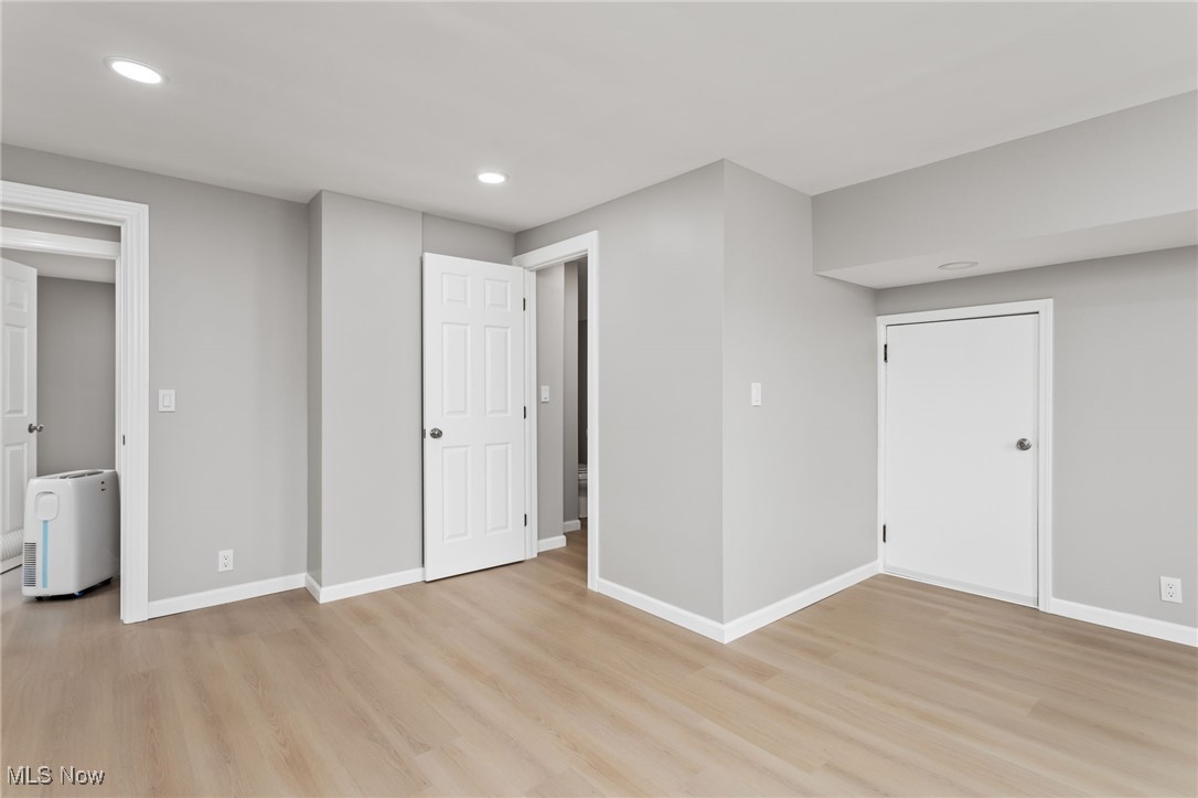 Ridgewood 05 - Residential