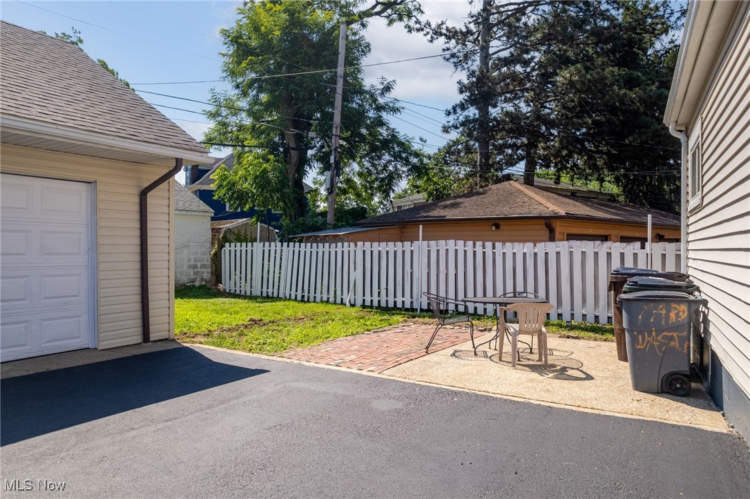 Ridgewood 05 - Residential