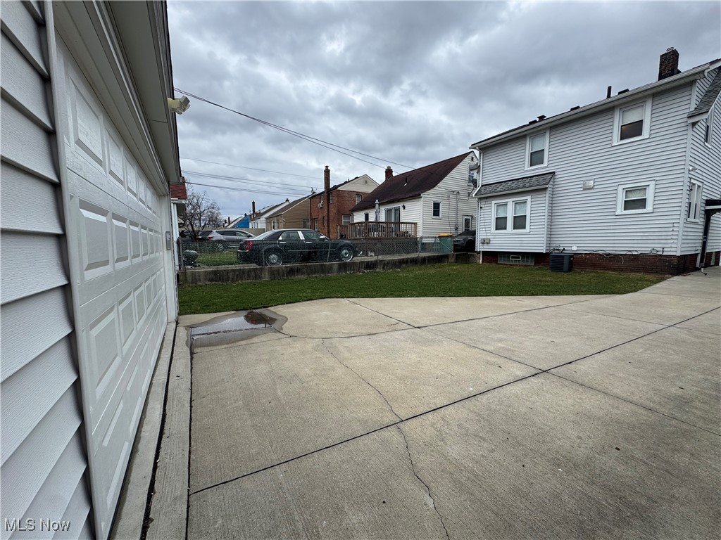 19901 Gardenview Drive, Maple Heights, Ohio image 3