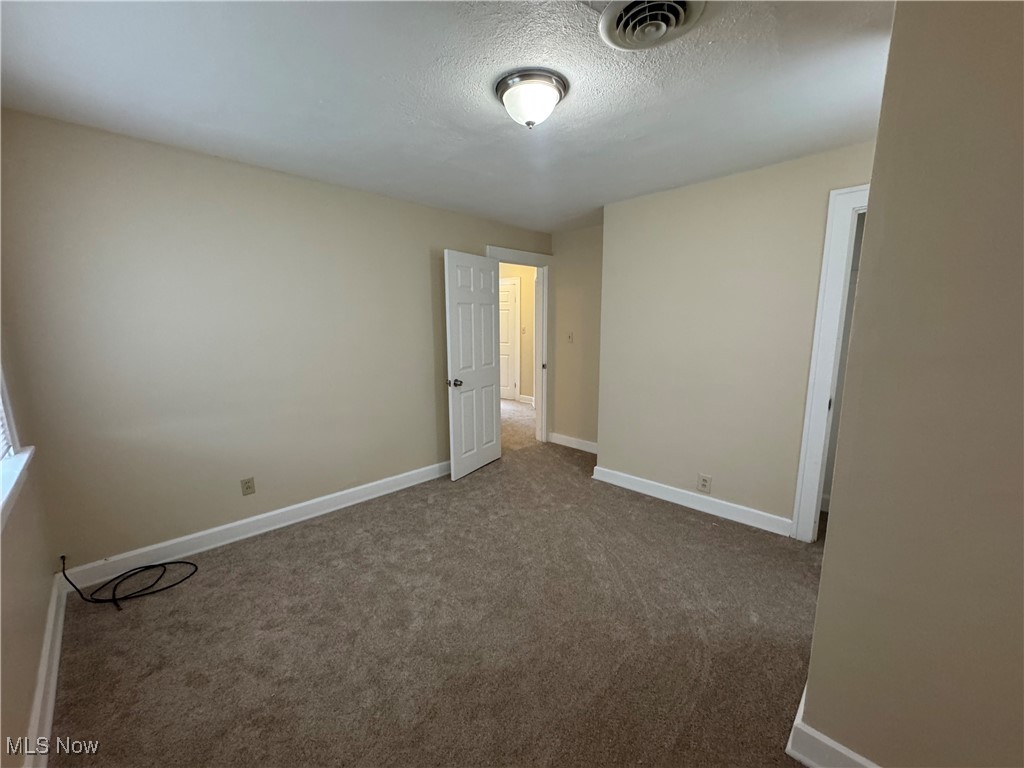 19901 Gardenview Drive, Maple Heights, Ohio image 21