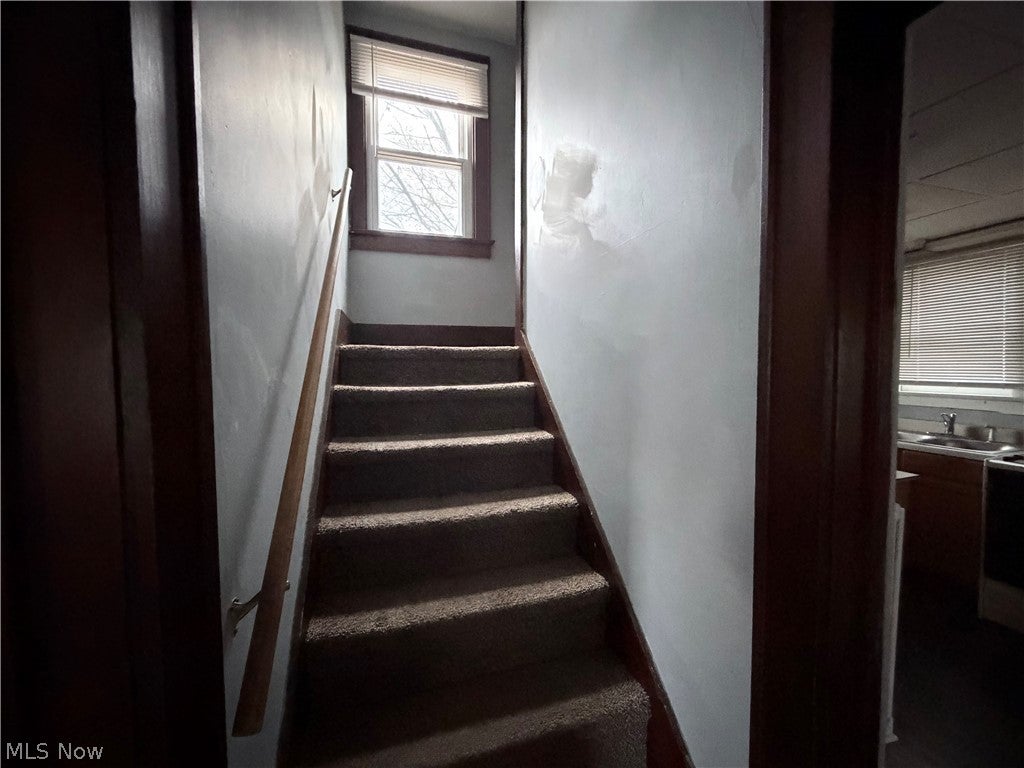 999 Avon Street