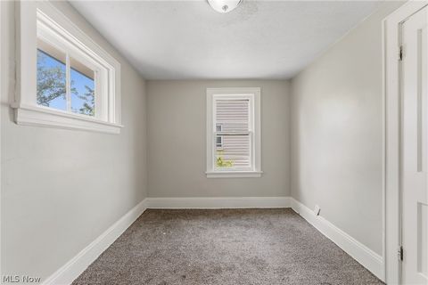 Tiny photo for 974 Lovers Lane, Akron, OH 44306 (MLS # 5210265)