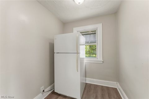 Tiny photo for 974 Lovers Lane, Akron, OH 44306 (MLS # 5210265)